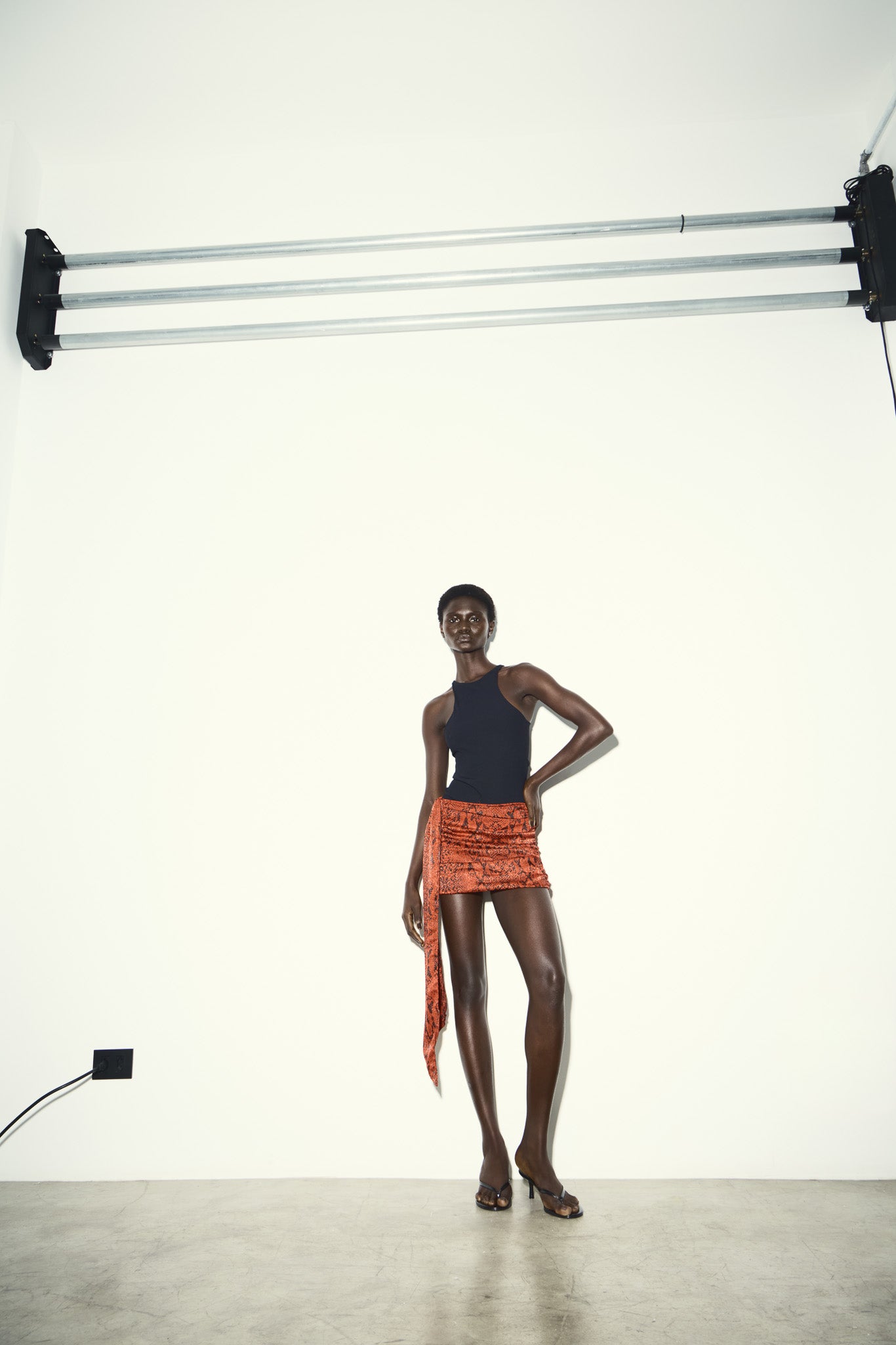 SAIA VERMELHA ESTAMPADA