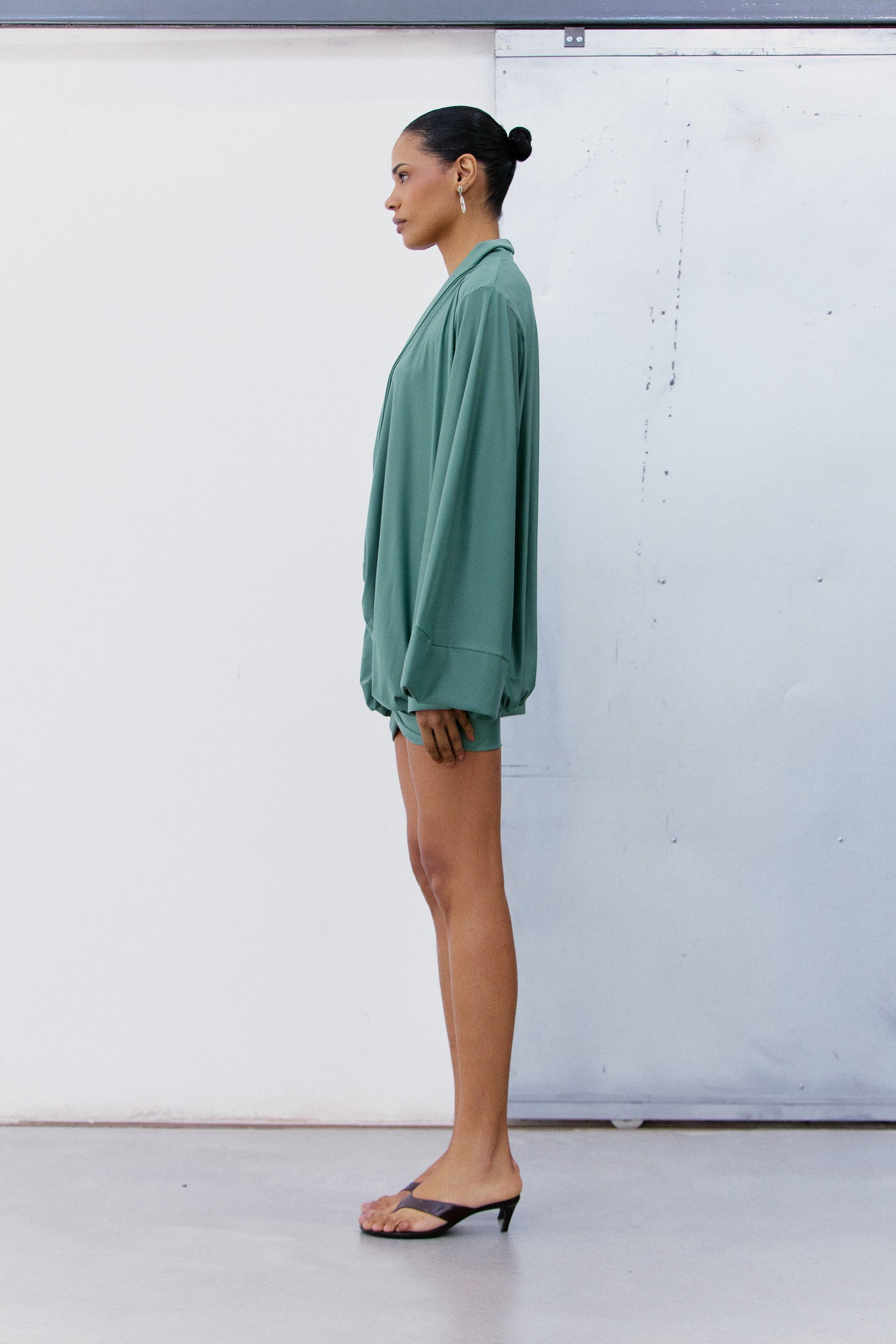 VESTIDO CURTO ESTILO KIMONO-4
