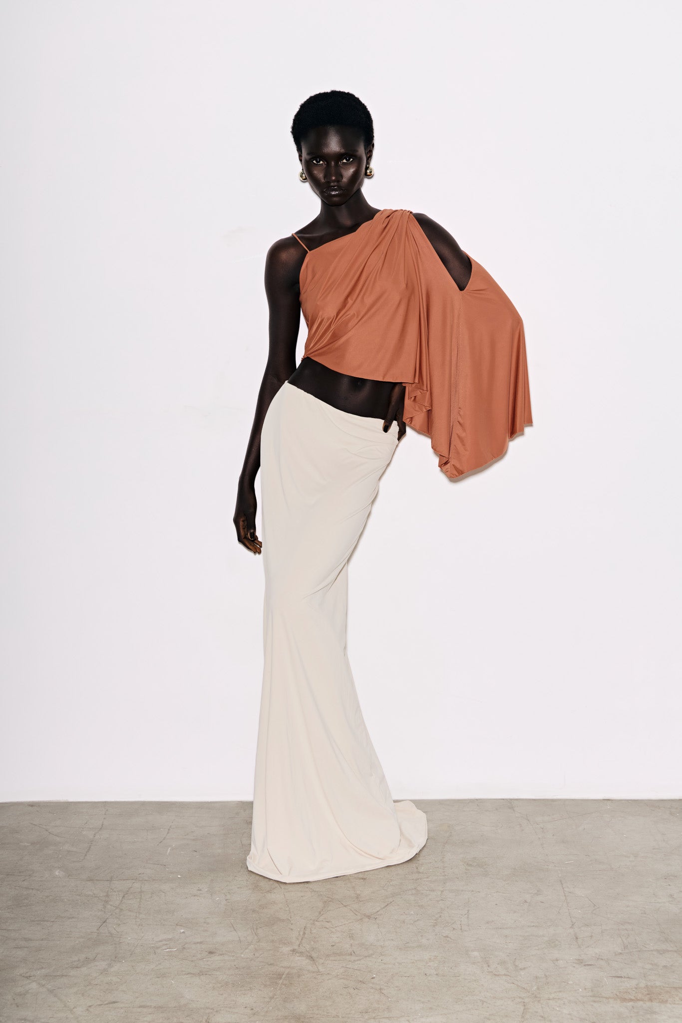 BLUSA COM ABERTURA LATERAL