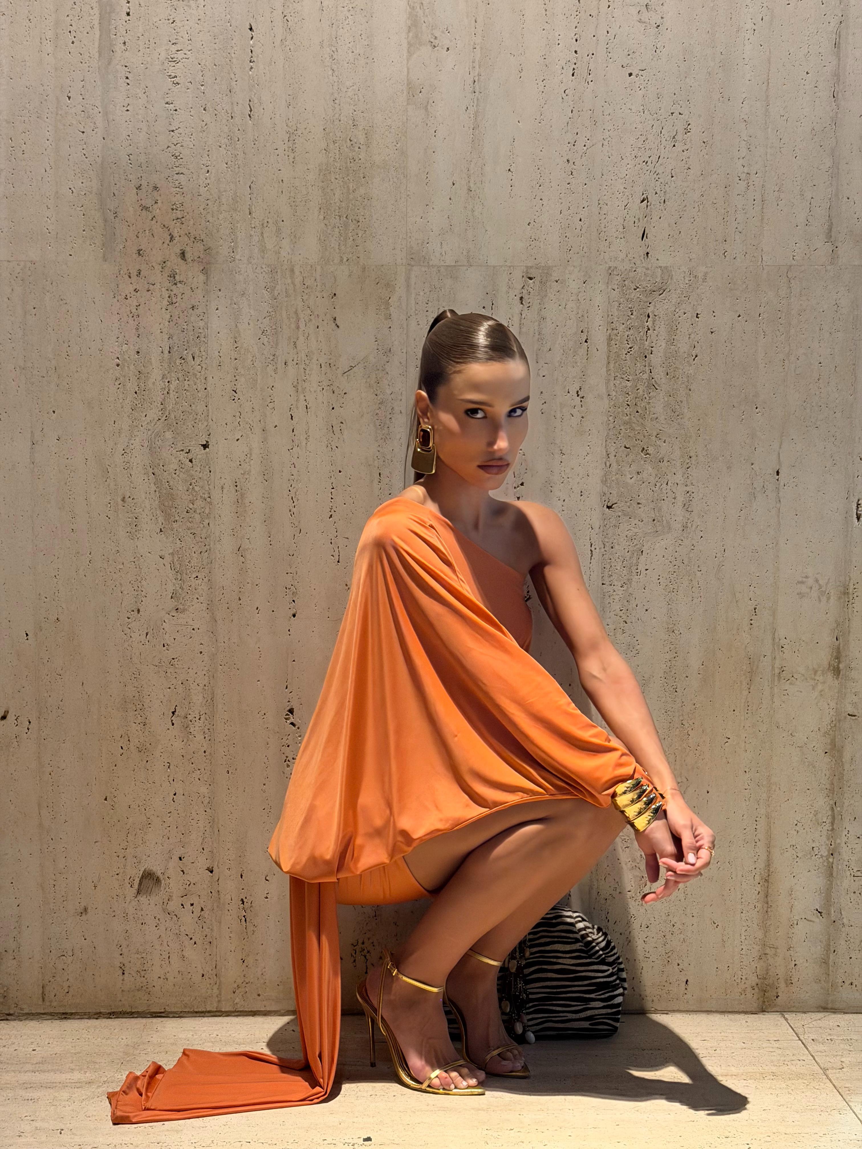 VESTIDO COM PALA NA BARRA-8