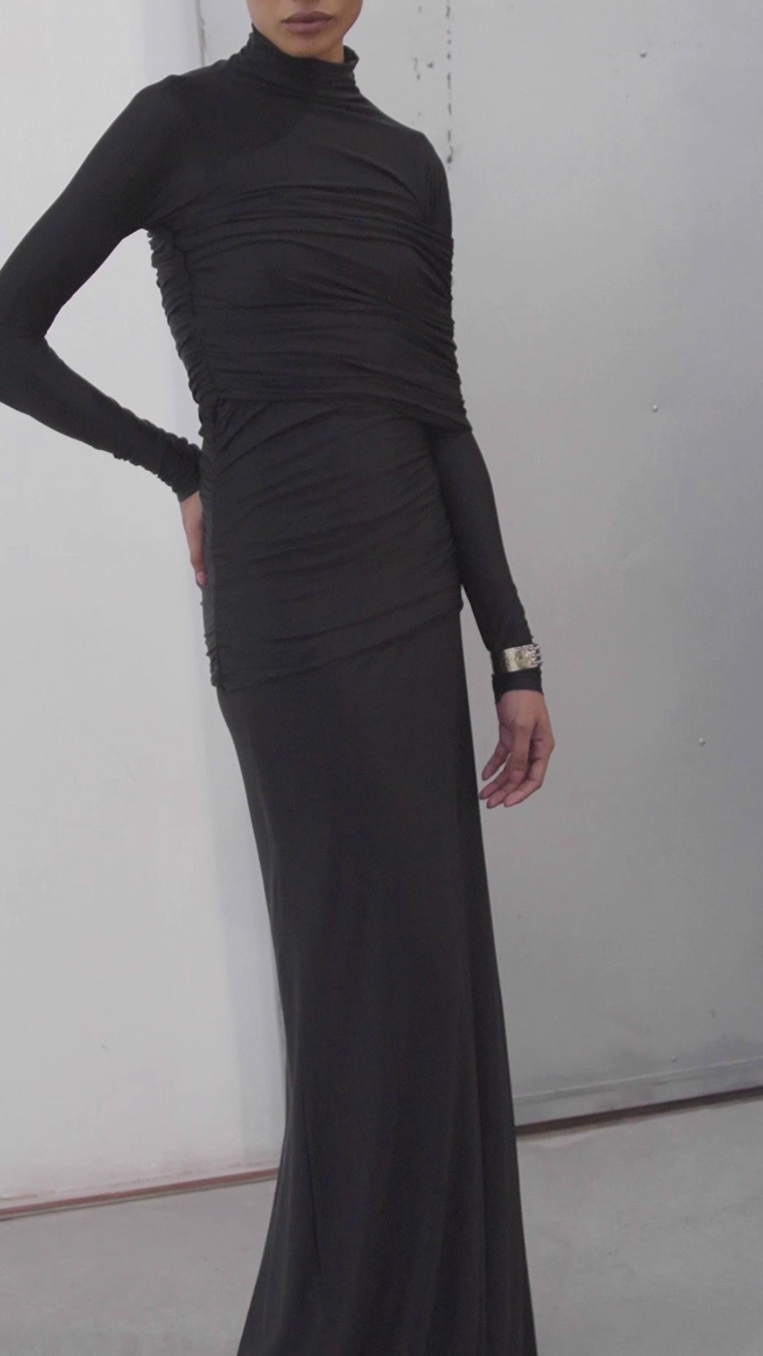 PRÉ-VENDA BLUSA COM PALA LATERAL E MANGAS-11